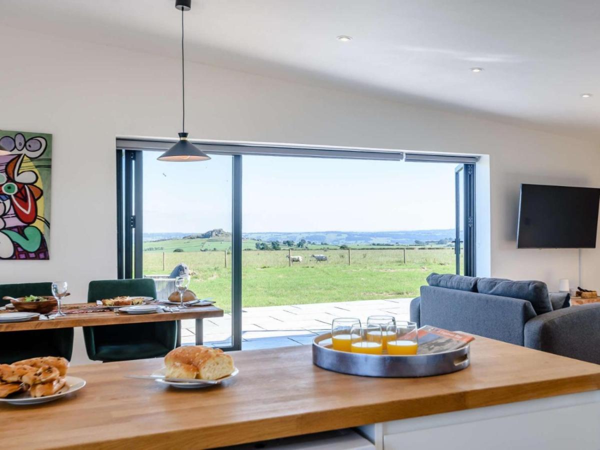 2-Bed Modern Bungalow - Outstanding Country Views Харрогейт Экстерьер фото