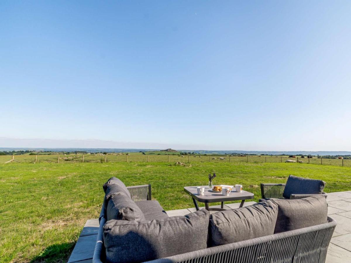 2-Bed Modern Bungalow - Outstanding Country Views Харрогейт Экстерьер фото